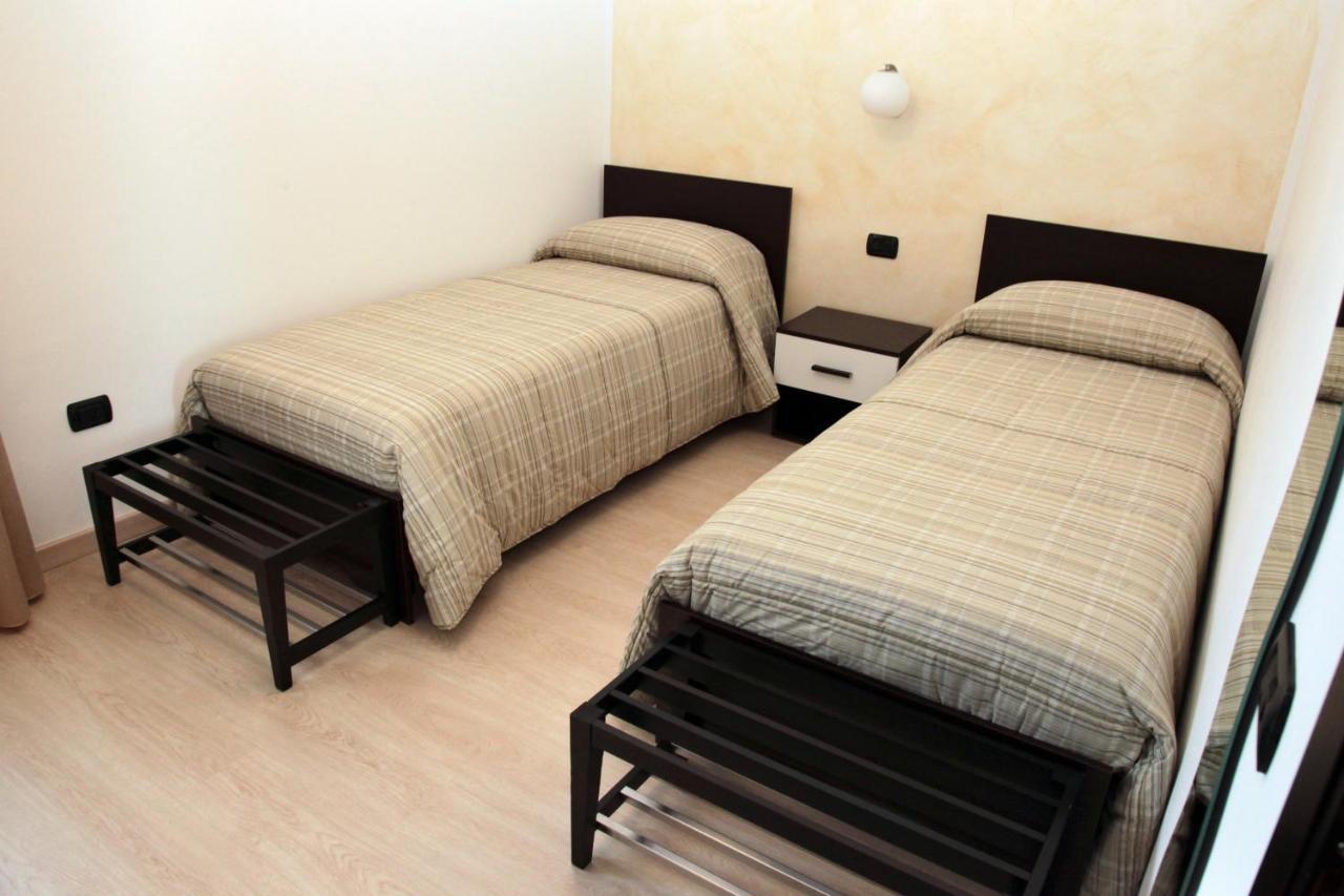 Room And Breakfast Luciana Sant'Elia A Pianisi Exterior foto